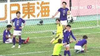 Ｕ２１大岩ジャパンは１６年ぶり金メダルならず　大岩監督「非常に悔しい」韓国に０－１惜敗で３大会連続銀メダル　選手ぼう然、ピッチに倒れこむ　韓国は４連覇で兵役免除　３万人超観客も無念