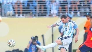 アルゼンチン代表引退のメッシが思いつづる「早くも代表が恋しい」妻、ライバルのＣロナウドは慰労　