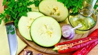 肌荒れやシミが気になる方にオススメの野菜は？