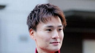 【フェンシング】松山恭助と「美人すぎる」胸元レース白Ｔシャツ妻が2S披露、黒ミニワンピ姿も