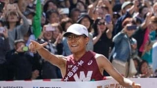 古豪復活！早大が１６年ぶり３度目Ｖ「本当に強い早大が帰ってきた」　圧巻の大会新記録、従来記録約２分更新　スーパー１年生コンビが衝撃走　２区本田桜二郎が６人抜き、４区新妻遼己が区間新　最後は“山の名探偵”工藤慎作が歓喜のゴール