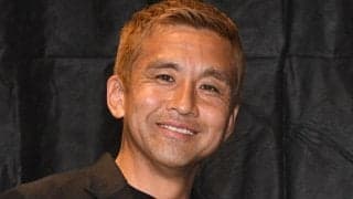 えっ稲本潤一氏が黒短髪に！金髪から雰囲気一変　元サッカー日本代表の４７歳が爽やかイケオジに