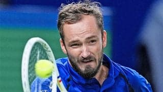  メド、チチパス下し史上6人目の記録 