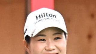 米ツアー７勝の畑岡奈紗、プロ転向10年ケーキでお祝い「よりレベルアップできるよう精進」
