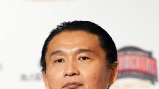 貴乃花氏「20年ぶりの野球です」貴重なユニホーム姿披露「少年のよう」左打者であることも公開