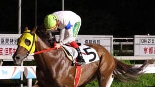 【阪神アーバン競馬】最低９番人気、単勝１万４３６０円の伏兵が大激走Ｖ　園田８ＲのイスラアズールにＳＮＳ仰天「えっ？」