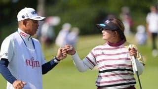 鈴木愛トップで最終日へ…イ・ミニョンと首位に並ぶ　１打差に吉田鈴＆菅沼菜々、２打差木戸愛ら