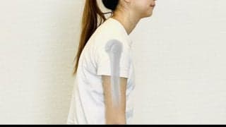 猫背改善にはどんな筋トレがいい？自宅でできる3種目と1ヶ月の変化