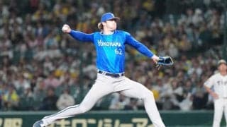 助っ人が「日本人より日本人」　試合直後に“異常な行動”…ファン衝撃「高校球児がおる」
