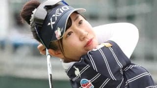 菅沼菜々は今季２勝目ならずも２位でフィニッシュ　バーディー締めに笑顔