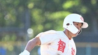 【高校野球】智弁和歌山８強　長友悠成がランニングHR「足速い。細川凌平と良い勝負」監督称賛