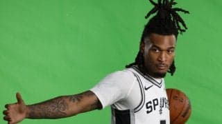 スパーズがステフォン・キャッスルを含む若手3選手の来季契約を行使