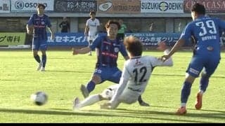 開始10分でまさかの退場！「しっかり踏んでる」「これは厳しい」後から脛を踏みつける危険プレーが一発レッド　難しい判定に戸田和幸氏「意図があるなしではない」