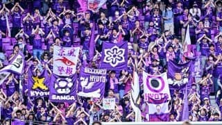｢ 最高すぎるやん｣J1京都が先着1.2万人に無料配布する“冬の神アイテム”に大反響！抜群の防寒性と驚きの機能性に｢クオリティー上がりすぎ｣｢絶対GETする」