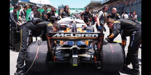 ウイング立てて直線伸びず。なのにアロンソはホンダ批判という理不尽