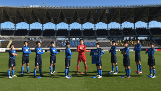 🌈「普通に売ってた✨」関東第一⚽️のタオル、決勝ベンチに掲げた⚽️大津イレブン